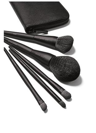 Продам набор косметических кистей mary kay мери кей