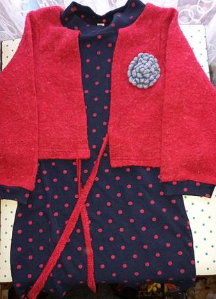 Теплое трикотажное платье