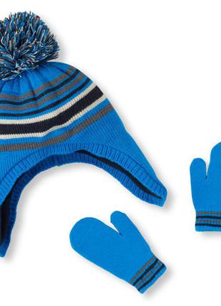 Комплект для мальчика - шапочка и варежки. фирменная одежда деткам.