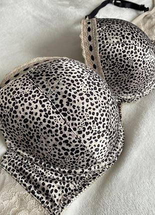 Дуже гарний ліф бюстгальтер 85 dd