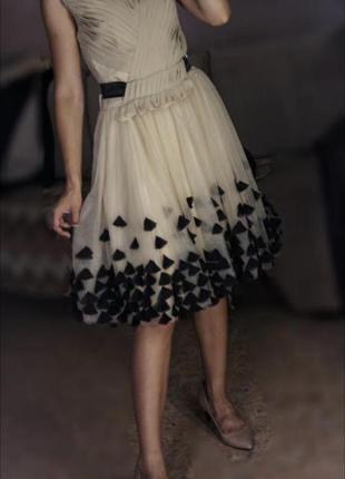 Брендове дизайнерське святкове ошатне вечірній новорічне шифонова сукня міді3 фото