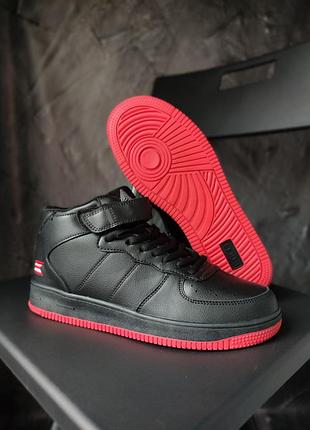 Мужские зимние кроссовки