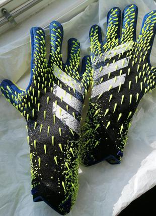 Воротарські рукавички adidas predator1 фото