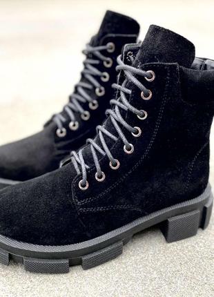 Черные классические ботинки на шнуровке утеплённые