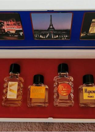 Набір вінтажних мініатюр souvenirs de paris, parfums4 фото