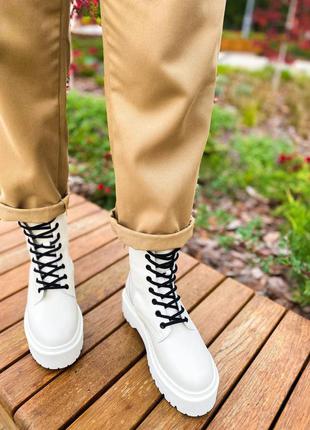 Женские ботинки dr. martens jadon white термо  скидка sale | жіночі черевики білі знижка6 фото