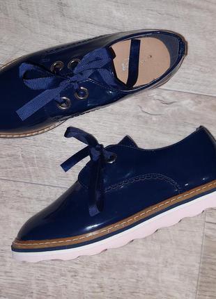 Красиві туфлі від tu,33 розмір