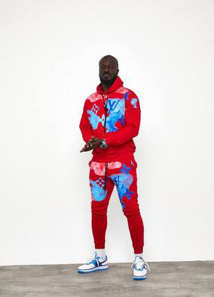 Спортивний костюм бренд