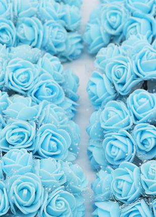 Троянди з фоамірану з фатіном 2 см блакитні