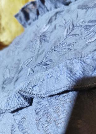 Трикотажная блуза лонгслив с рюшами вышивка river island узор4 фото