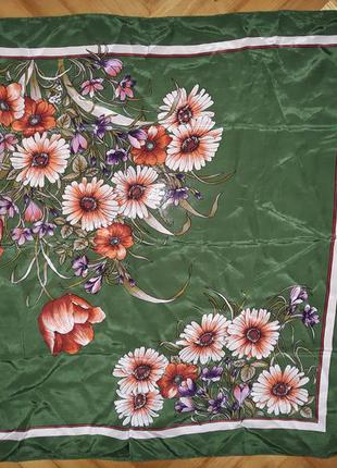 Квадратный шелковый платок в цветочный принт!1 фото