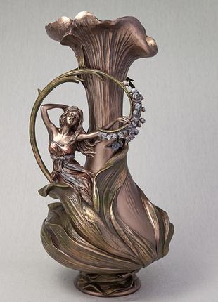 Ваза veronese дівчина в гиацинтах 39 см 10162