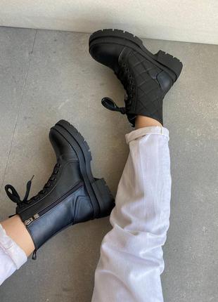 Женские зимние ботинки черные5 фото