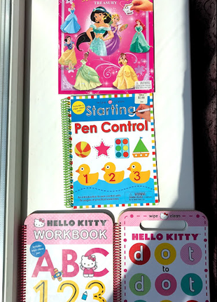 Розвиваюча книга англійська мова малюй пери для малюків hello kitty1 фото