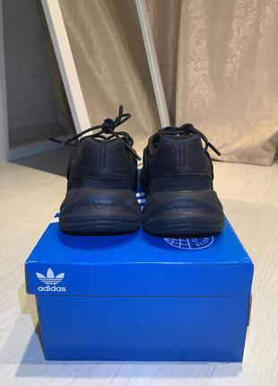 Adidas ozelia j4 фото