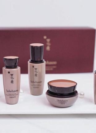 Sulwhasoo timetreasure kit 5 items , набір відновлюють мініатюр для обличчя