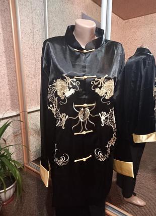 Атласна куртка кимано.