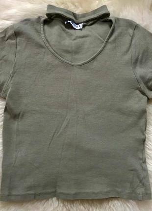 Топ футболка з чокером