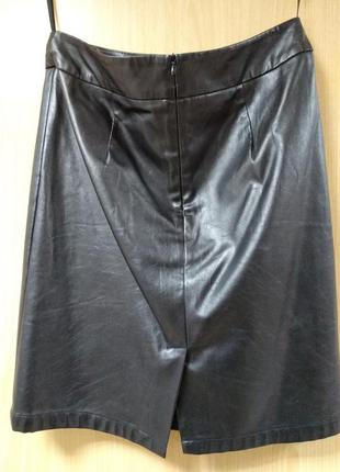 Юбка из эко кожи.