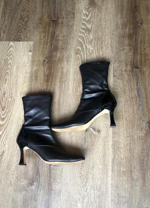 Ботинки обувь