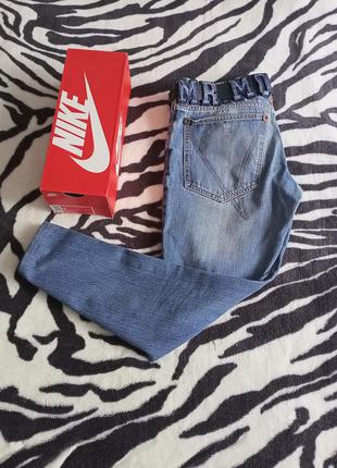 Джинсы levi's