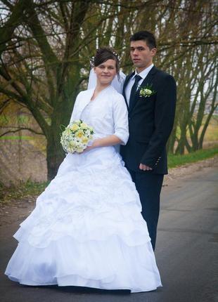 Весільна сукня