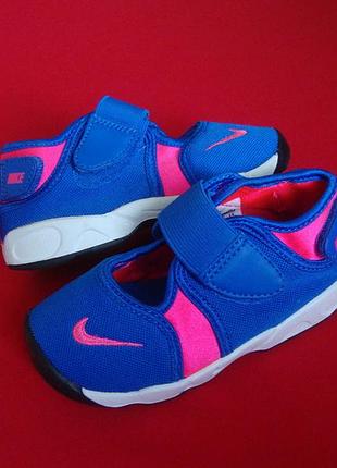 Кроссовки nike оригинал 25 размер 5