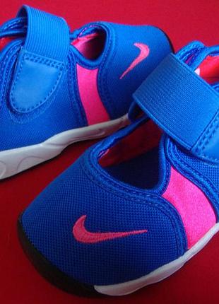 Кроссовки nike оригинал 25 размер 4