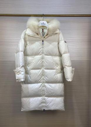 Пуховик зимовий moncler