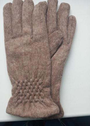 Женские перчатки светло коричневого цвета р.7.5-8-8.5