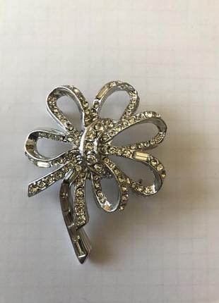 Вінтажна американська брошка