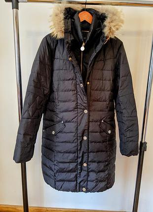 Шикарное пуховое пальто с капюшоном от luhta