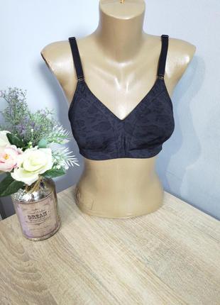 Бюстгальтер базовый мягкий без косточек размера 80b