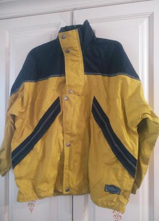 Куртка ветровка brugi