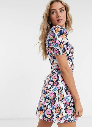 Натуральное платье в нежные крупные романтичные цветы от магазина asos!