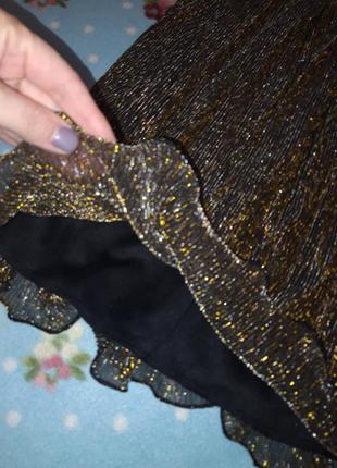 Блестящее платье