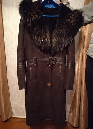 Натуральная женская дубленка, натуральный шикарный мех, очень теплая