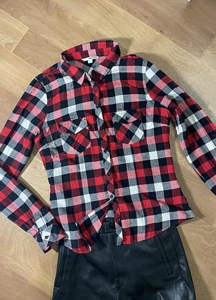 Сорочка в клітинку