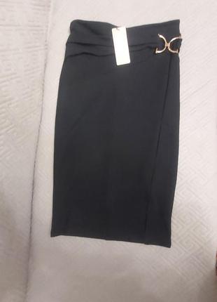 Трикотажная юбка длины миди