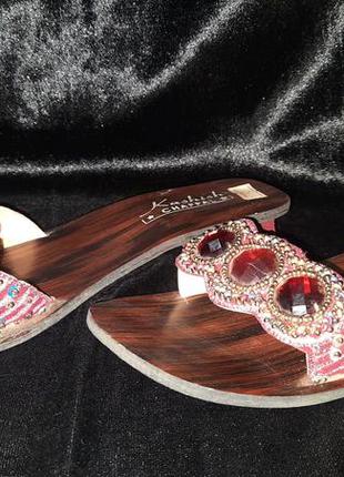 Шльопанці р. 34