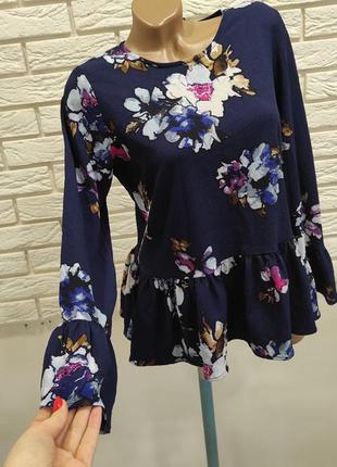 Блуза в квітковий принт з розкльошеними рукавами4 фото