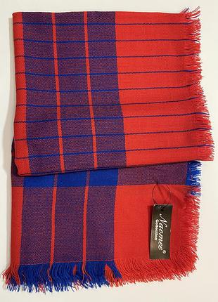 Дуже красивий і стильний шарф-палантин в клітку.