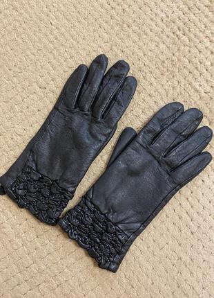 Зимние перчатки кожаные с утеплением1 фото