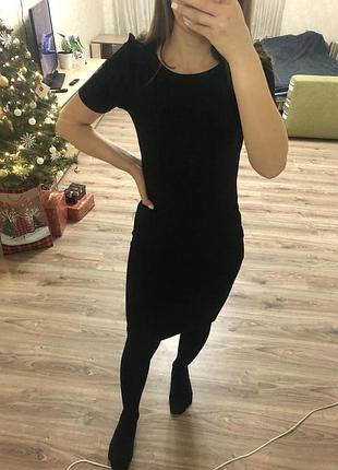 Платячко в чорному кольорі