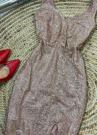Сукня вечірня золоте золотисте блискуче блискітки гліттер стрази люрекс