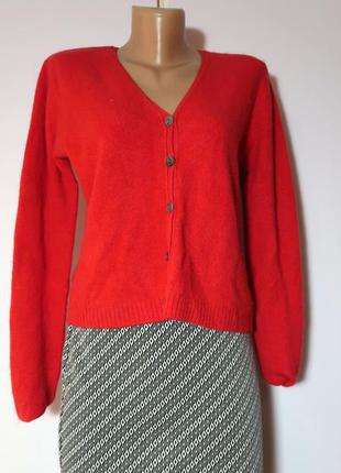 Жіноча кофта