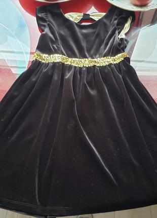 George нарядное бархатное платье девочке 7-8 л 122-128см с золотыми пайетками на поясе и золотой подкладкой