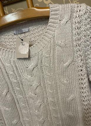 Очень красивый и стильный брендовый вязаный свитер.4 фото
