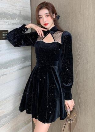 Платье в это платье невозможно не влюбиться 
жемчужная отделка