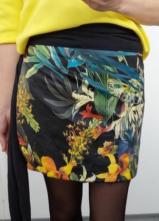Мини юбка кожаная на запах с тропическим принтом, vetements boutique2 фото